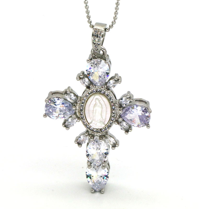 Varš kaklaskarte ar lodīšu ķēdi, pavadziņš ar sajauktajiem akmeņiem iegravējumā, ģeometrisks dizains, sievietēm