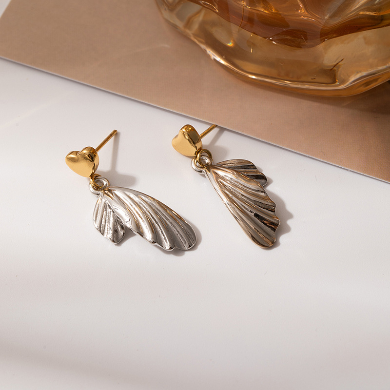 Sieviešu auskari no titāna tērauda, ģeometriski motīvi: rombs un zvaigzne, elektroplatēšana, Titanium Yue zīmols