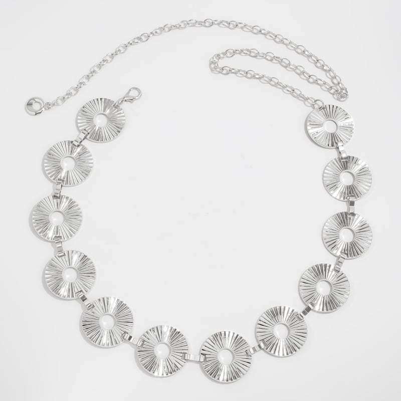 Liemens grandinė – egzotiško stiliaus, lydinio medžiaga, elektroplatinavimas, geometrinė širdies forma, moterims