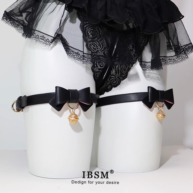 Kaklarota ar mezglotu formu, no sakausējuma, ar zeltīto pārklājumu, MSOUL, forma mezgls, viļņota ķēde