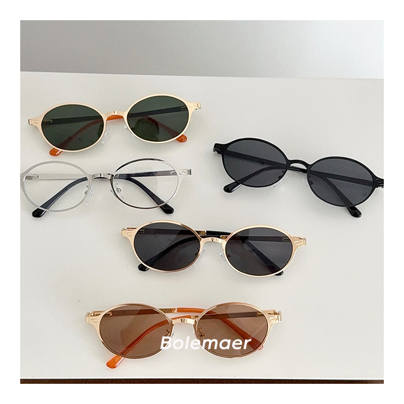 Dječje sunčane naočale s okruglim okvirom, netpolarizirane PC leće, pun okvir metal-plastika, pogodné za putovanja, vožnju, modu i nastupe, ljeto 2025