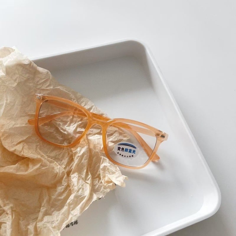 Dječje sunčane naočale s kvadratnim okvirom, UV380 zaštita, leće i okvir od smole, prijenos svjetla kategorije 2