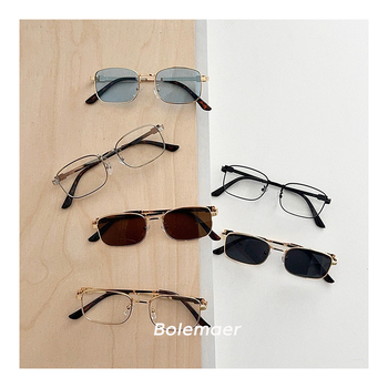 Dječje sunčane naočale: korejski retro kvadratni metalni okvir, u punom okviru, plastične leće, UV zaštita kategorija 2, ljeto 2025