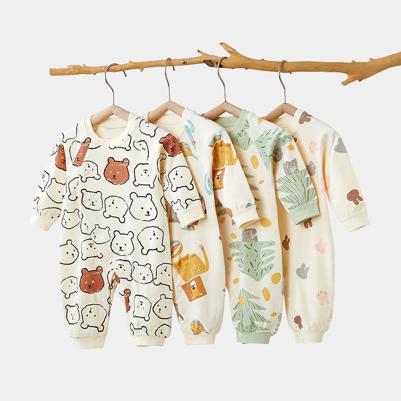 Zīdaiņu kombinezons ar garām piedurknēm no 100% kokvilnas, 0-12 mēnešiem, unisex.