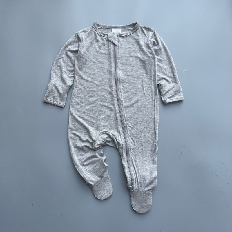 Zīdaiņu rāvējslēdzēja romper ar kāju pārklājumu, garas piedurknes, universāls, bambusa šķiedras 70% / kokvilna 25% / elastāns 5%