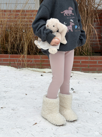 Meitenēm paredzētas vilnas-stieptās bikses ar flīsa iekšējo odeli, vidukļa vidējais jostas līmenis, 350 g samta audums, ziema, vecuma grupa 3–8 gadi