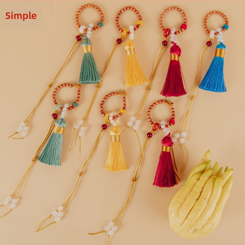 Prívesok, ručne pletený strapcový prívesok, starodávny štýl, Barbie tan materiál