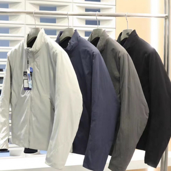 Muška jakna s pamukovim punjenjem, vanjski najlon, kapuljača, stojeći ovratnik, zatvarač