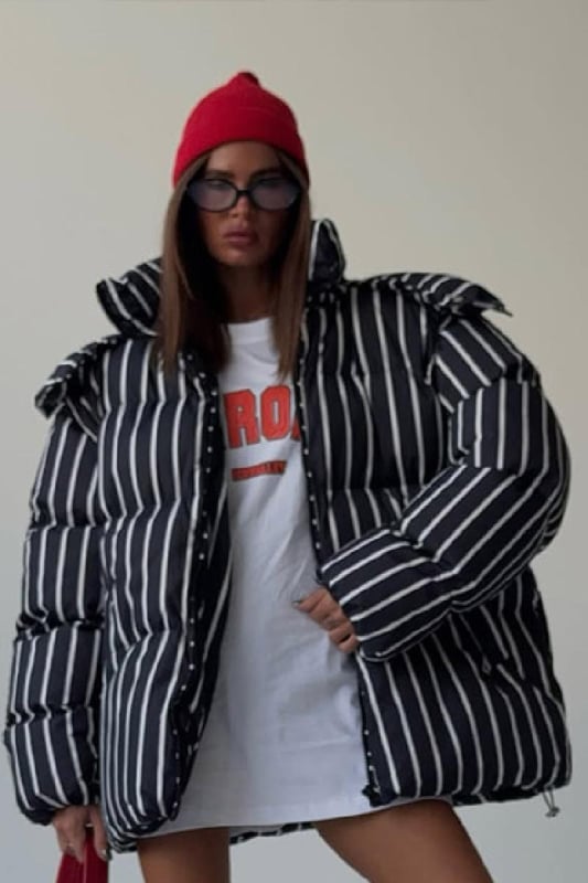 Laisvai krintantis medvilnės paltas su nuimama gobtuvu ir stovinčia apykakle, dryžuotas raštas, Oxford audinys, poliester/spandeks mišinys