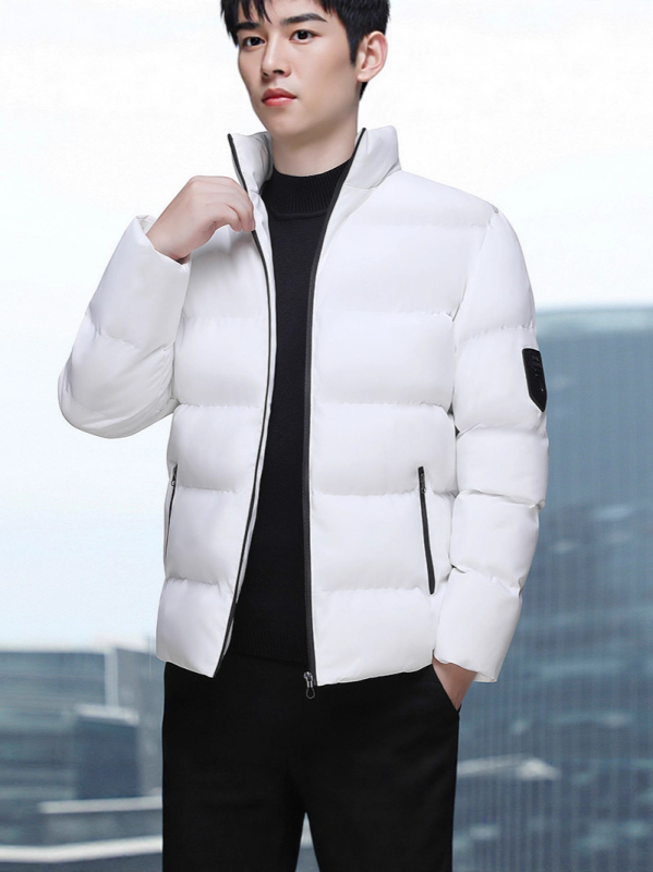 Ανδρικό χειμερινό μπουφάν με σταθερό γιακά, φερμουάρ, παχιά επένδυση πολυεστέρα και πολλαπλά τσεπάκια