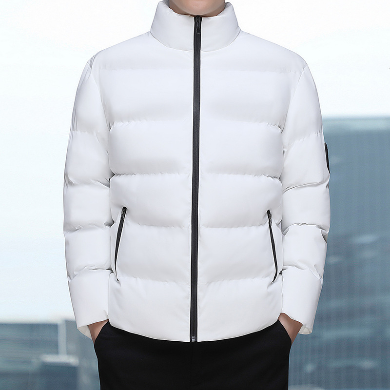 Ανδρικό χειμερινό μπουφάν με σταθερό γιακά, φερμουάρ, παχιά επένδυση πολυεστέρα και πολλαπλά τσεπάκια