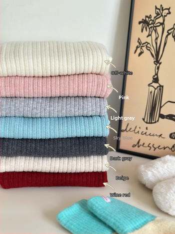 Bērnu džemperis no Angoras vilnas ar kapuci, pusaugsts apkakle, garas piedurknes, ziema 2025