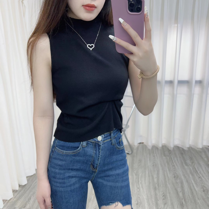 Adīts top bez piedurknēm ar mežģīņu pārklājumu un 3D rakstu, A līnija, noņemamas plecu siksnas, pavasaris 2025