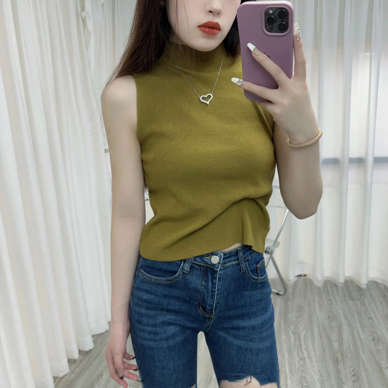 Adīts top bez piedurknēm ar mežģīņu pārklājumu un 3D rakstu, A līnija, noņemamas plecu siksnas, pavasaris 2025