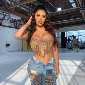 Sieviešu haltera tops ar V formas kaklu un rhinestones, metāla audums, šaurs griezums, ultra īss garums