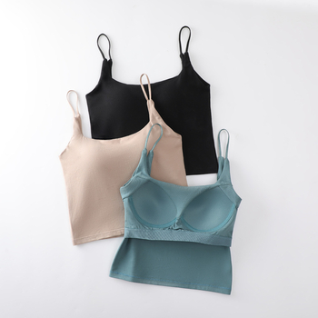 Viengabala kokvilnas top ar krūšu spilventiņiem, korejas stila siksnas, 95–100% kokvilna, auduma blīvums 161–180 g/m2