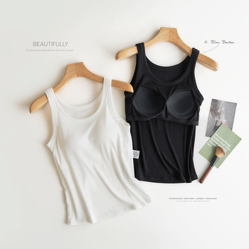Sieviešu camisole ar iebūvētiem krūšu spilventiņiem, tievs siluets, parastā garuma, vienkrāsains, viskozes-elastāna materiāls, vasara 2025