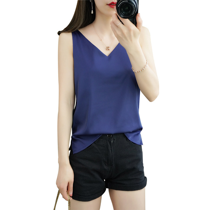 Слинг стил сатенена потничка, корейски стил, свободен силует, дължина 50–65 cm, еднотонна шарка, главна тъкан: сатен; съдържание на основната тъкан: 95% мулбери коприна