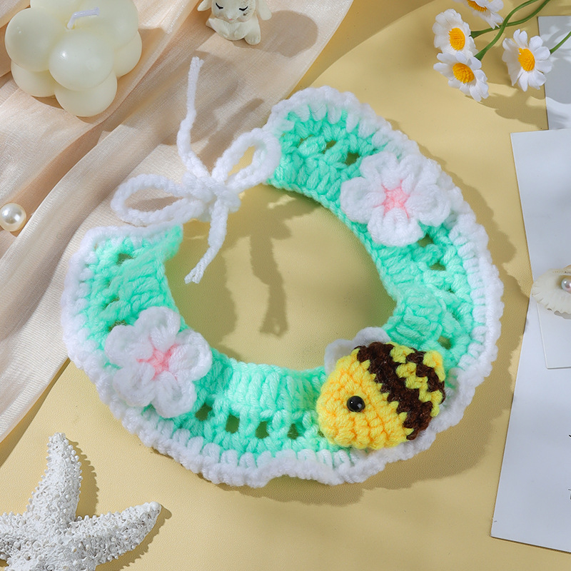 Ръчно плетен нашийник за домашни любимци с мультяшен дизайн и вълнена декорация, подходящ за котки и кучета