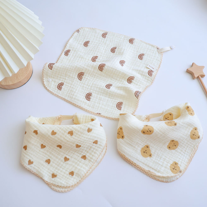 Zīdaiņa siekalas lakats ar sprādzi, četras kārtas gāzes no tīras kokvilnas, raksts ar dzīvniekiem, dvuzreiz lietojams kvadrātveida dvielis