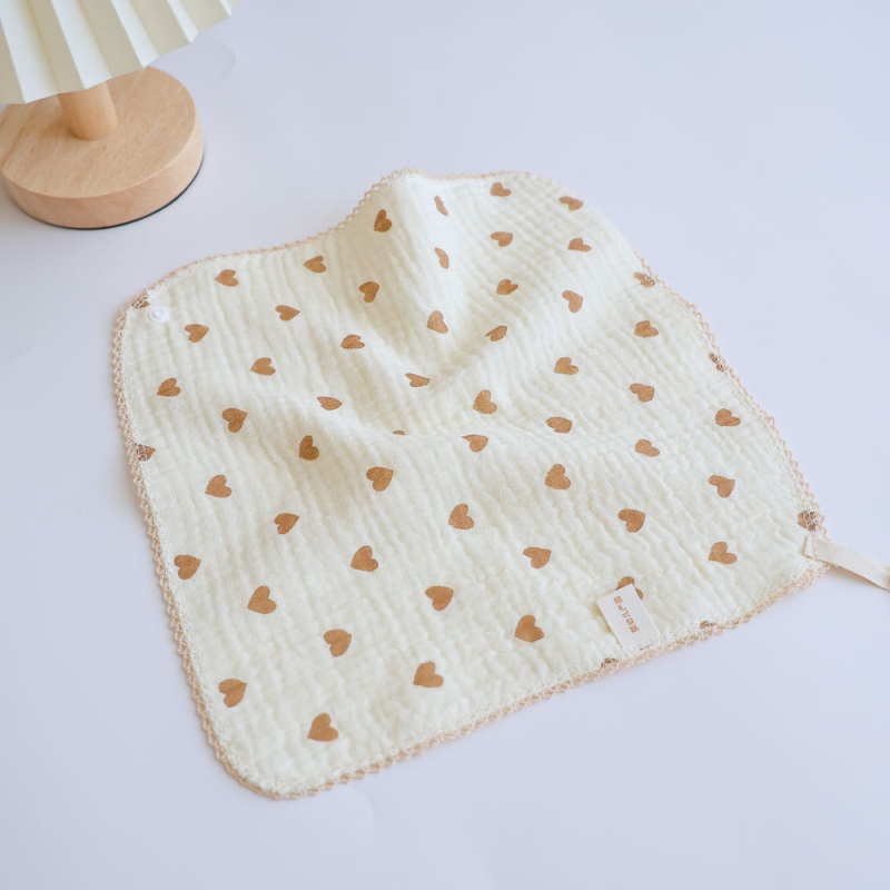 Zīdaiņa siekalas lakats ar sprādzi, četras kārtas gāzes no tīras kokvilnas, raksts ar dzīvniekiem, dvuzreiz lietojams kvadrātveida dvielis