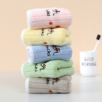 Bērnu kvadrātveida dvieli no korāla flīsa, 120D, izšūšana un apmales, mazāk nekā 50 g, pielāgojama