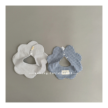 Zīdaiņu bibs - kokvilnas marle, uzsūcošs, elpojošs - universāls, no zīdaiņa līdz 1 gadam, dzīvnieku un ziedu raksts