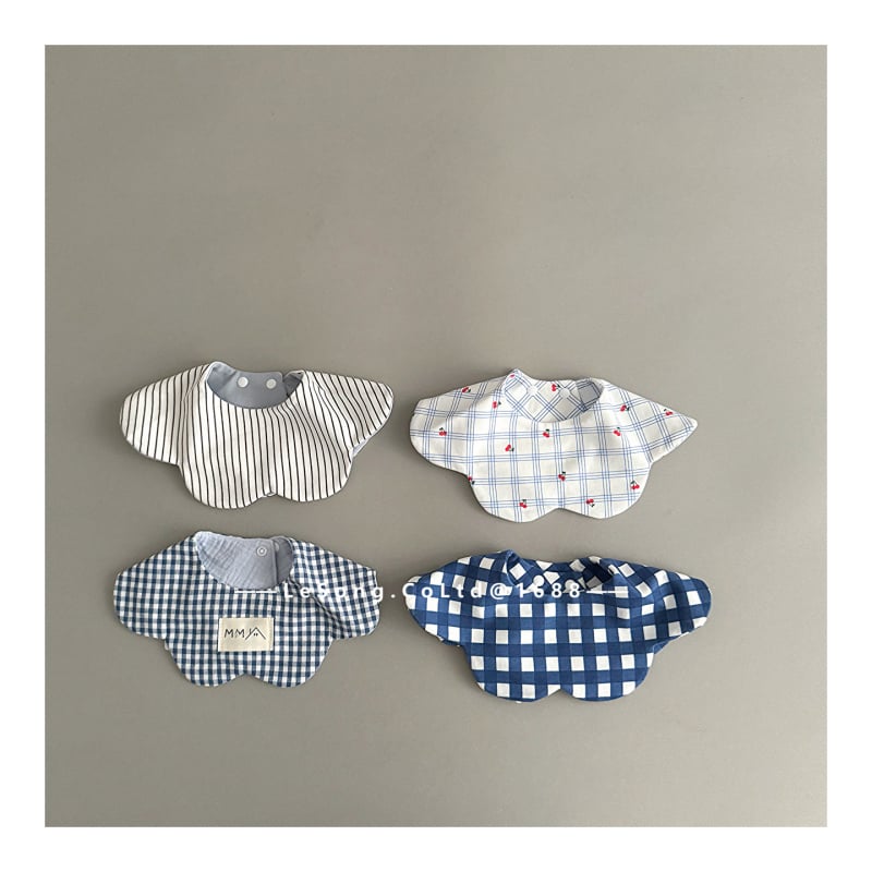 Zīdaiņu bibs - kokvilnas marle, uzsūcošs, elpojošs - universāls, no zīdaiņa līdz 1 gadam, dzīvnieku un ziedu raksts