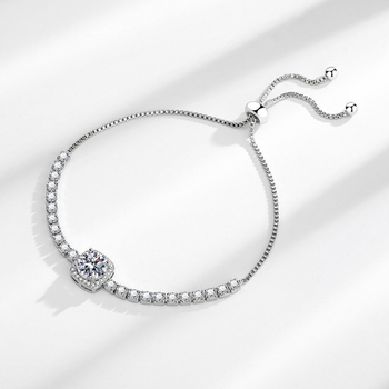 Ženska narukvica od metala, geometrijski kvadratni dizajn, 2 karata, imitacija moissanita, s ukrasnim kamenjem