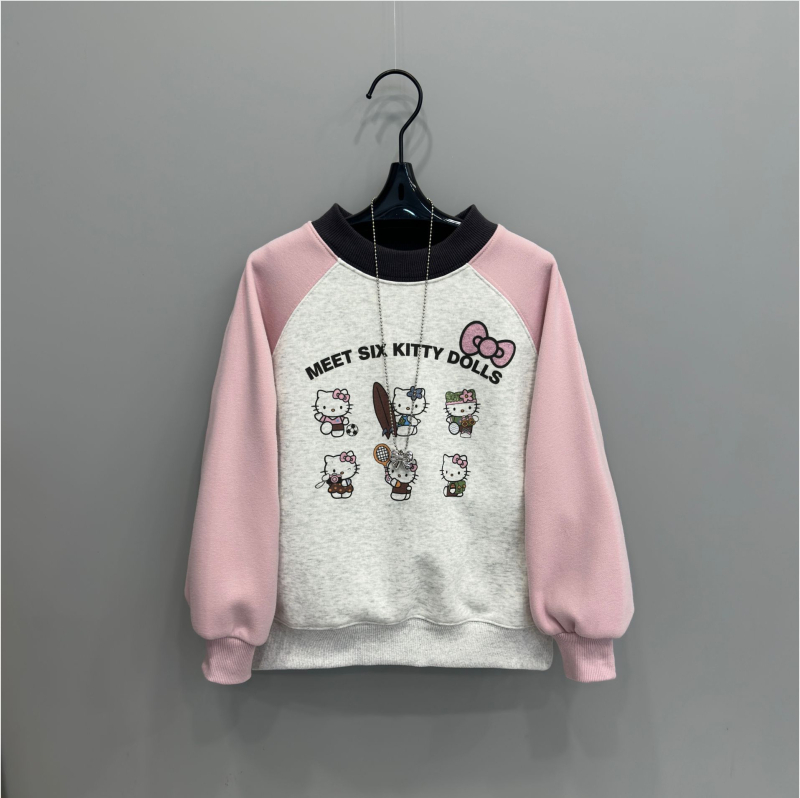 Meitenēm paredzēta fliša iekšējā odere ar apļu kaklu, korejiešu stila, animācijas dzīvnieku motīvs, bērniem virs 8 gadiem (augums 140 cm+), rudens–ziemas 2025