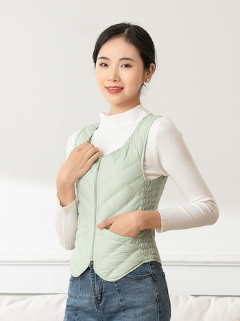 Sieviešu dūnu veste, plāna, slaida silueta, pildījums: pīles pūka, rāvējslēdzējs, apaļš kakls, īss garums