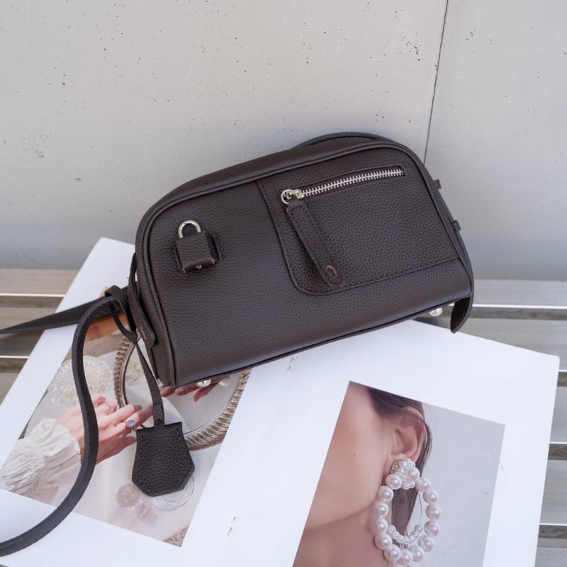 KOUDI īstas ādas Boston soma ar rāvējslēdzēju, iekšējām kabatām telefona un personas apliecībai