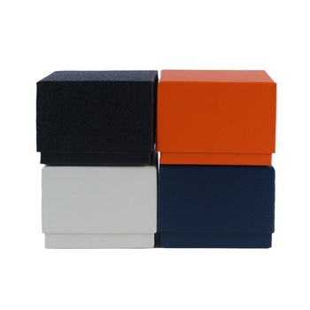 100-kaupa kellakarpide komplekt logotüübi kohandamise võimalusega