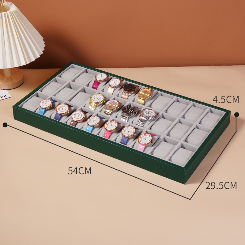 Nahast kellade hoiukarp näidelaud kelladele ja käevõrudele