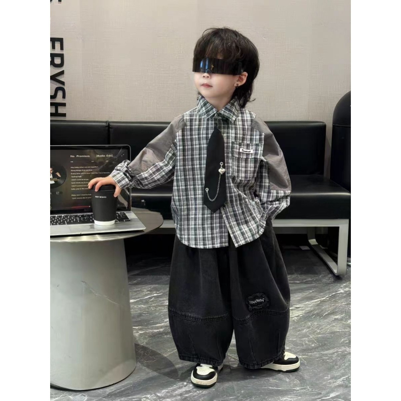 Patchwork krekls, adīta veste un svītru bikses — trīsdaļīgs bērnu uzvalks zēniem, garas piedurknes, rudens stils, Korejas stilā