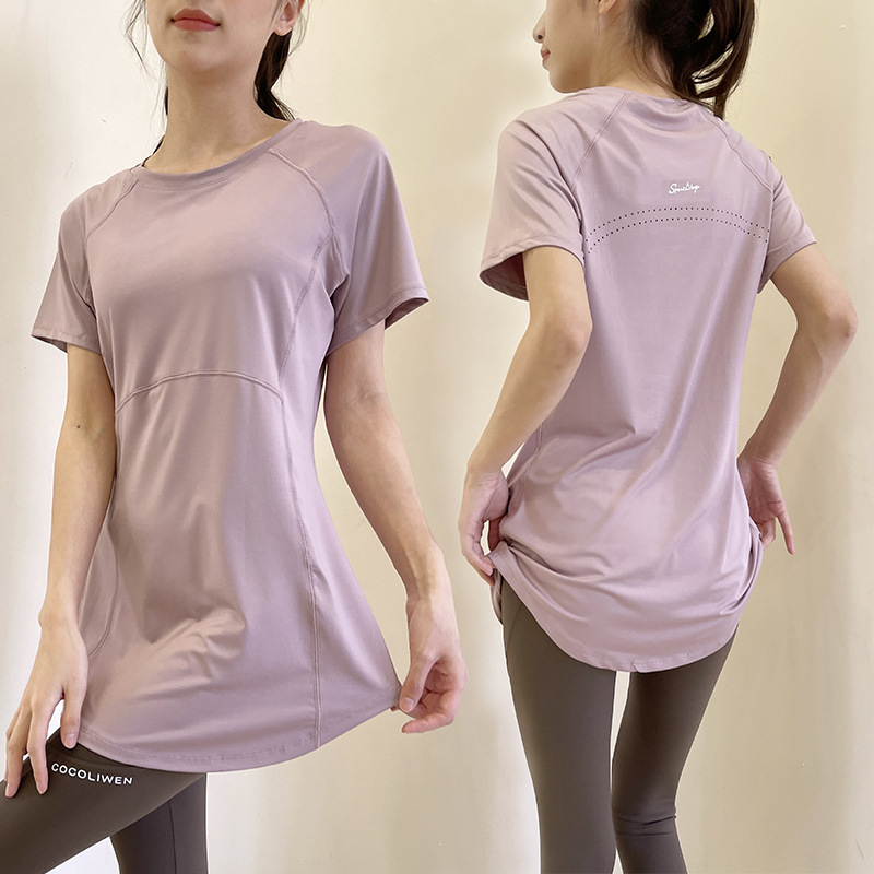 Женска спортна тениска с къс ръкав, средна дължина, покриваща ханша, дишаща и бързосъхнеща полиестерова материя (86% полиестер, 14% спандекс), за йога, упражнения и спорт