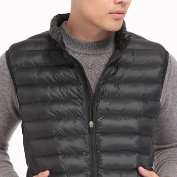 Férfi down mellény, karcsú szabású, meleg, (fehér kacsapuhatöltet, 550 töltőerő, nylon külső anyag, bélés 100%, hideg elleni védelem: enyhe hideg (-5℃~-0℃))