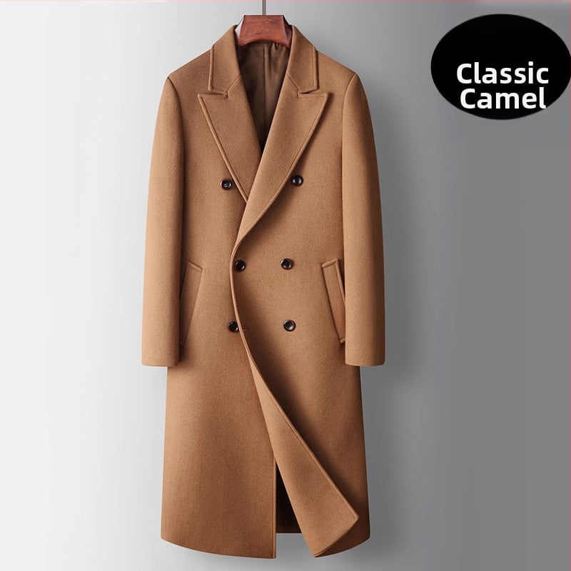 Garš vīriešu vilnas mētelis – dubultā aizdare, noņemama pūkaina oderes, brīvs siluets, žaketes stila apkakle (Blīva vilnas audums; Vilnas pamata audums; Noņemama pūka oderes; Brīvs siluets; Žaketes apkakle)