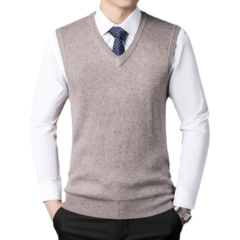 Vīriešu flīsa veste ar pieguļošu siluetu, ziemas 2024 izlaidums, V kakla izgriezums, audums maisījums (65,2% spandeks, 22,6% poliesters, 9,8% akrils, 2,4% vilna)