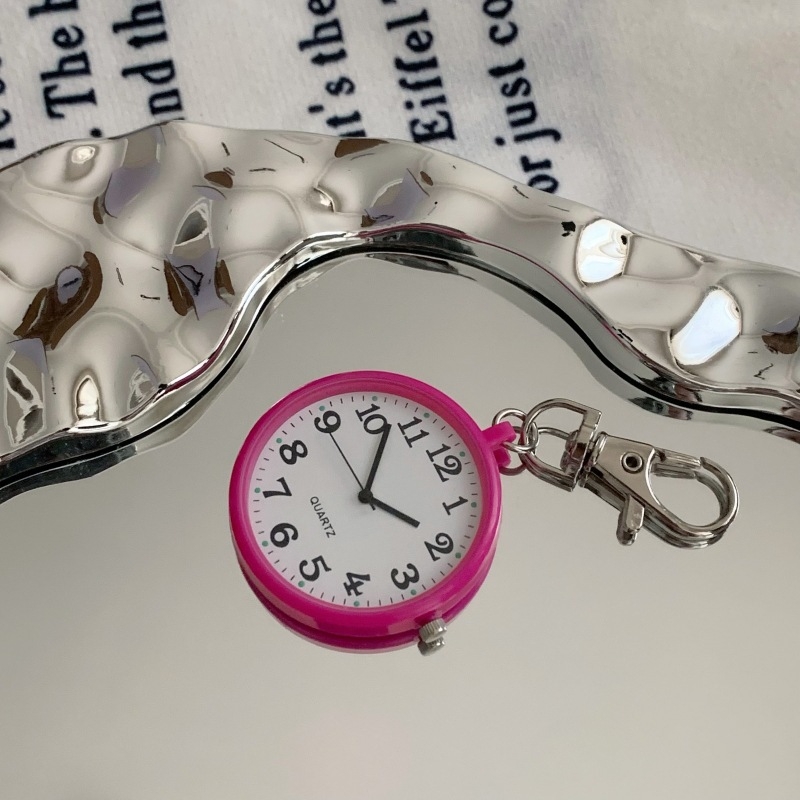 Sat za ispite - Tihi pokazivač, Kvarcni mehanizam, Plastično kućište, Okrugli brojčanik, Remen od legure