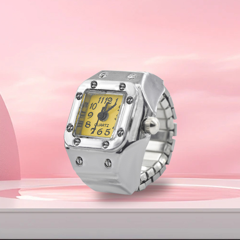 Óragyűrű – punk stílus, analóg mutató, kerek számlap, kvarc működés, ötvözet ház és ötvözet szíj.