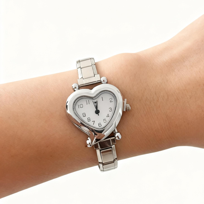 XYSP Női szabadidő kvarc karóra Pearl mozgással, rozsdamentes acél szíj, szív alakú számlap, fém tok, 10 m vízállóság