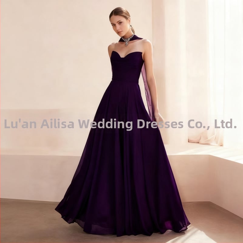 Õhtukleit ilma õlarihmadeta, pikk A-liini siluett, kõrge talje, polüestri segu pulmakleit