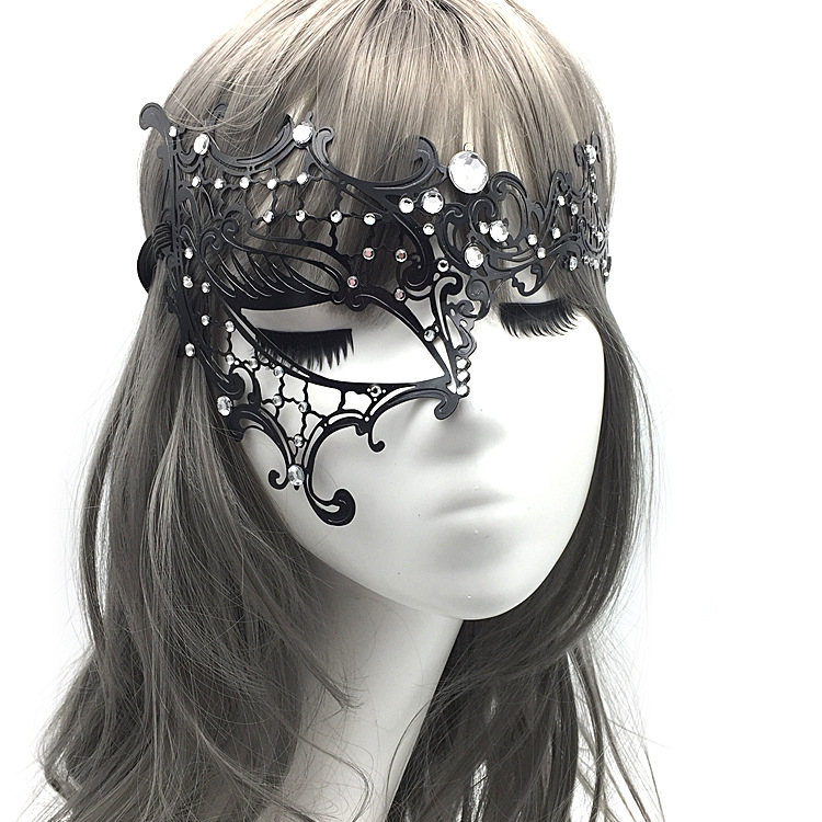 Metāla sejas maska - jauka DIY rekvizīte Helovīnam, karnevālam un Ziemassvētkiem