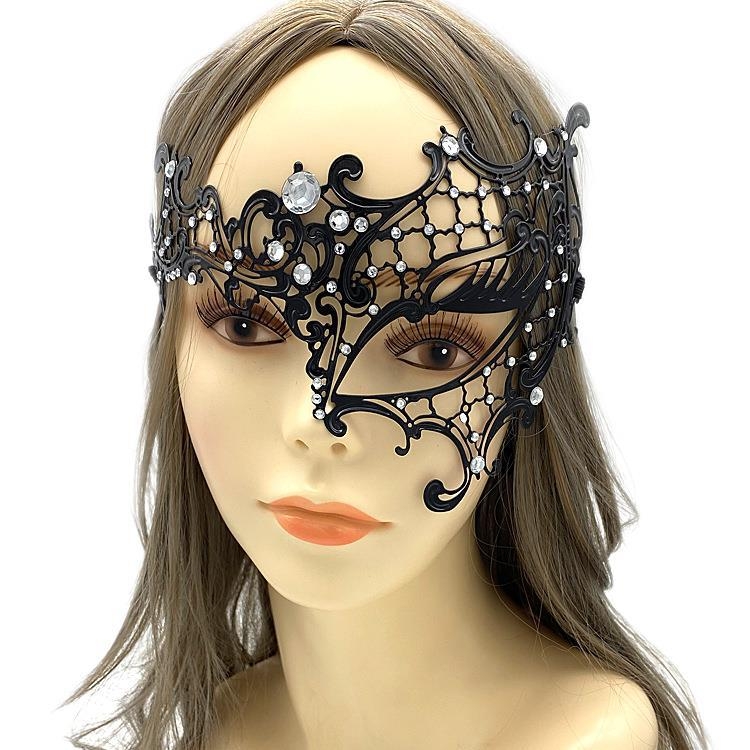 Metāla sejas maska - jauka DIY rekvizīte Helovīnam, karnevālam un Ziemassvētkiem