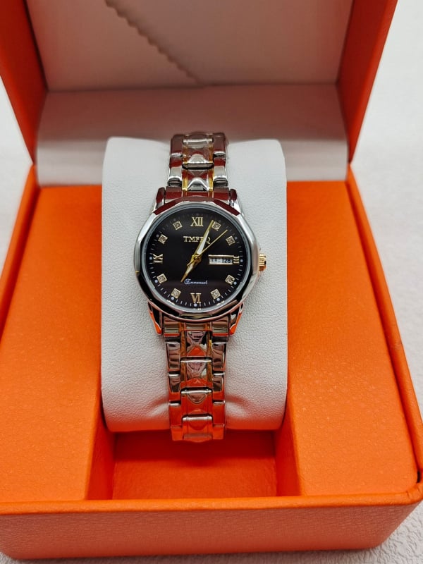 Női kvarcóra – Koreai stílus, világító számlap, naptár, 30m vízálló, rozsdamentes acél szíj