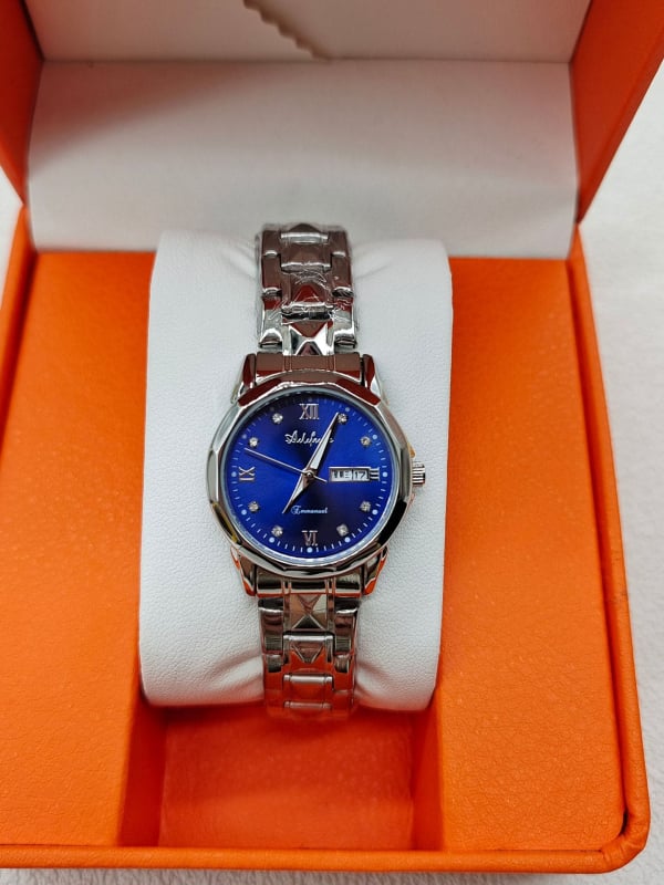 Női kvarcóra – Koreai stílus, világító számlap, naptár, 30m vízálló, rozsdamentes acél szíj