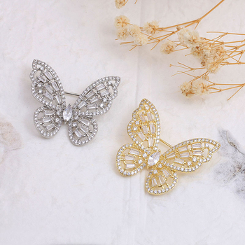 Brošnja leptir od legure s cirkonom i imitacijskim biserom, ugradnja, elegantan dizajn, proljeće 2025 izdanje