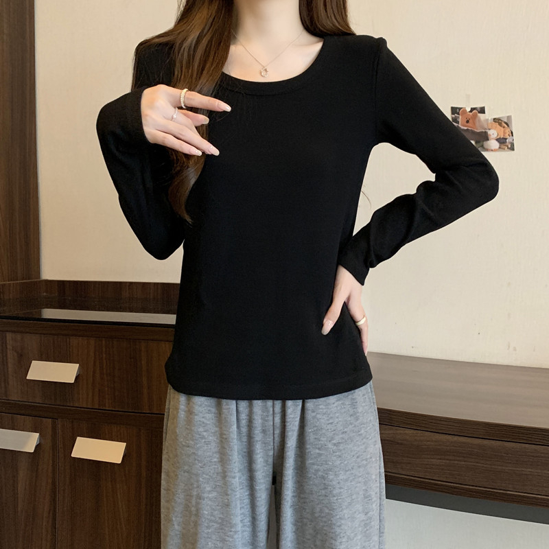 Női hosszú ujjú felső U-nyakkal, bordázott anyag, karcsú szabás, japán-koreai lazább stílus, ősz 2023