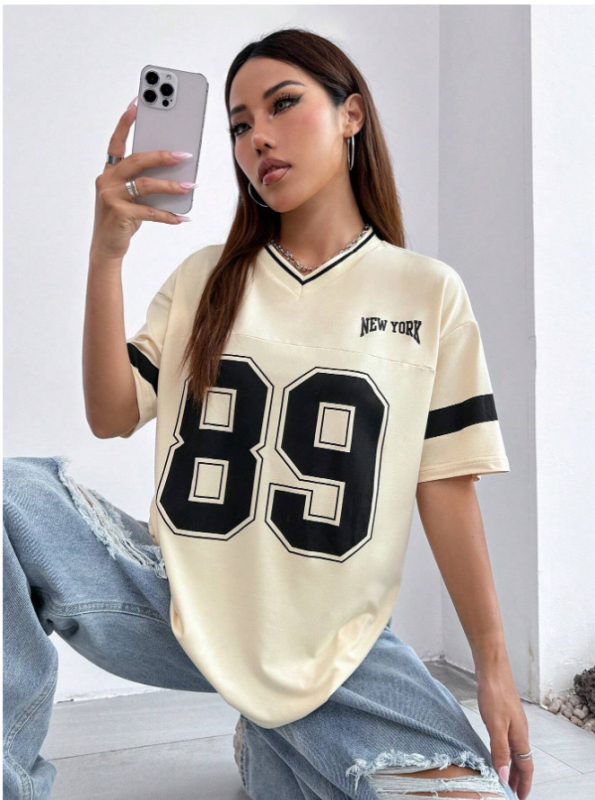 Μπλούζα T-shirt με χαλαρή γραμμή, V-λαιμό, εκτύπωση με γράμματα, πολυεστέρας